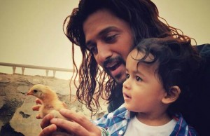 Riteish Deshmukh Trains Baby Riaan On How To Handle A Chick!