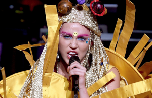 Miley Cyrus Speaks Up On Kim Kardashian's Controversial Selfie