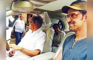 Hrithik Roshan's Gift To Nana