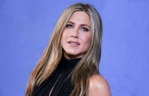 Jennifer Aniston Still Has The Clothes She Wore During Friends Series!