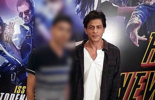 Shah Rukh Khan Follows Just One Of His Fans On Twitter, Here He Is!
