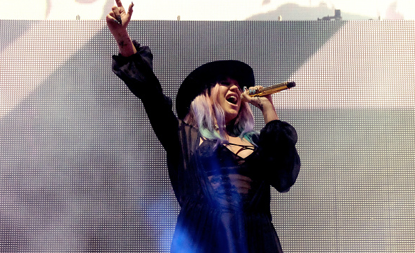 Amid Legal Battle With Dr. Luke, Kesha Drops New Powerful Song True Colors With Zedd