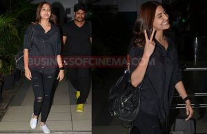 What's Making Anushka Sharma Smile So Much?