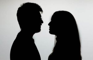 Caught! Newly Single Actor Making Out In A Bathroom