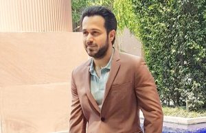Emraan Hashmi's Classy Gentleman Avatar Is Impressive!