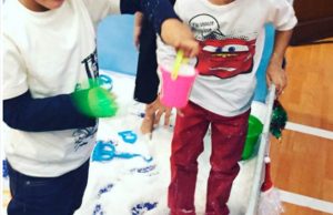 Why This Picture Of Sanjay Dutt's Kids Is Going Viral Online?