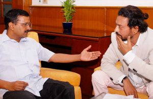 Exclusive: Irrfan Khan Questions Kejriwal On Behalf Of 300 People's Request