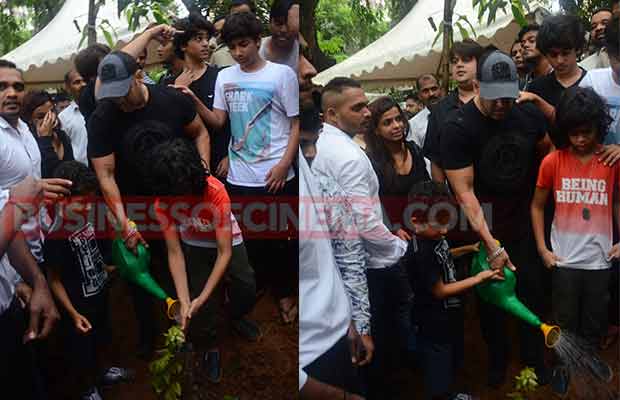 Photos: Catch Salman Khan Planting Trees!