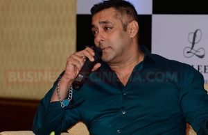 Watch: Finally Salman Khan Reveals His Marriage Date!
