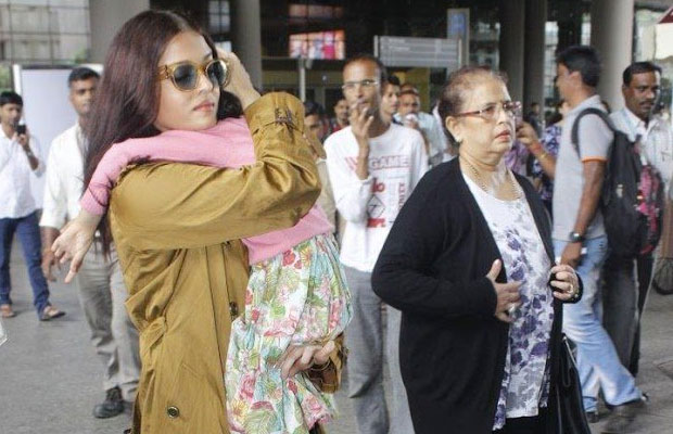 OMG! Aishwarya Rai Bachchan’s Mother Falls And Bleeds At The Airport After Media Creates Ruckus