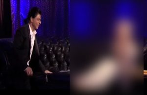 Throwback: When Shah Rukh Khan Went Down On His Knees And Proposed To This Star!