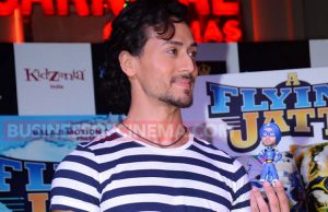 Tiger Shroff Knows His Fans By Their Names!