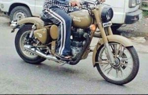 Watch Out! Salman Khan Conquering The Manali Streets On Bullet