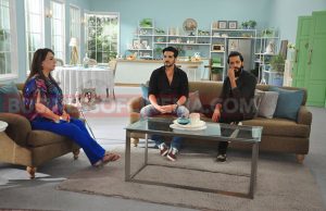 Riteish Deshmukh Bonds With Zayed Khan On Zarine Khan's Food Show!
