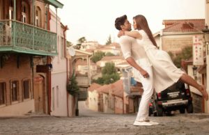 Trailer Review: Sana Khan Shows Her Wild Side In This Erotic Thriller Wajah Tum Ho