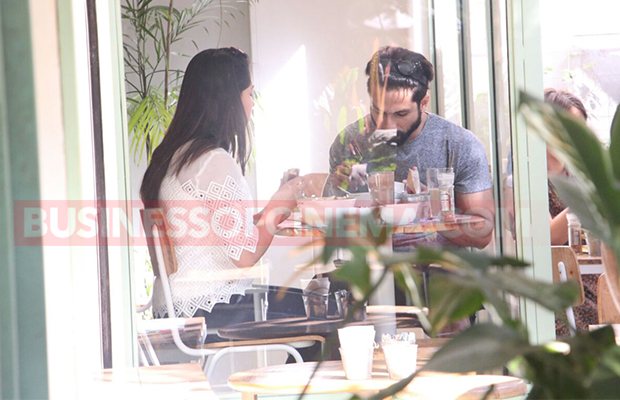 Just In Photos: Shahid Kapoor Takes Wife Mira On Coffee Date!
