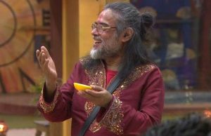 Bigg Boss 10: Troublemaker Om Swami Pees In Open, Here's How Housemates React!