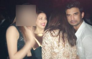 OMG! This Bollywood Actress Gatecrashes Manish Malhotra's 50th Birthday Bash
