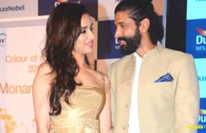 Shraddha Kapoor Finally SPEAKS UP On Living In With Farhan Akhtar!