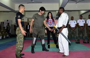 Real Life Commando's Meet The Reel Commando At Delhi!