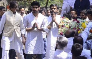 Just In Photos: Bollywood Celebs Attend Funeral Of Suniel Shetty's Father Virappa Shetty