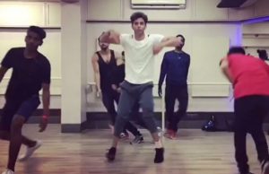 Hrithik Roshan's Jaw Dropping Moves For His HRX Video Will Make Your Day!