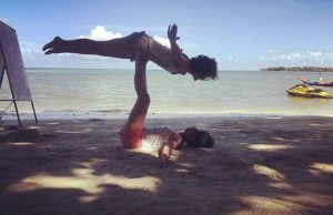 Taapsee Pannu Vacations Along With Her Sister And Friends In Bangkok