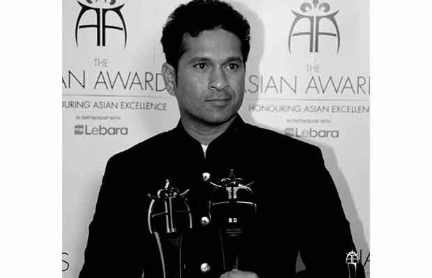 Master Blaster Sachin Tendulkar Receives Prestigious Fellowship Award!