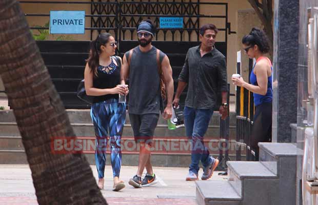 Just In Photos: Shahid Kapoor And Mira Rajput Snapped Post Gym Session!