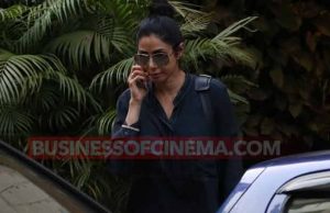 Sridevi Snapped Post Shopping At Manish Malhotra’s Store In Mumbai