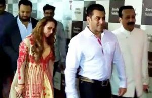 Photos: Salman Khan With Alleged Girlfriend Iulia Vantur And Others At Baba Siddique's Iftar Party!