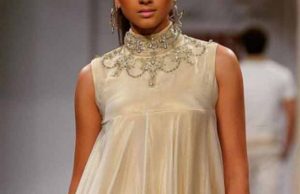 Gauahar Khan Looks UNRECOGNIZABLE In This Throwback Picture!