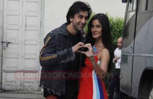 PHOTOS: Ranbir Kapoor And Katrina Kaif Snapped Promoting Jagga Jasoos In This Lovey-Dovey Pose