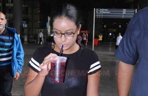 AIRPORT DIARIES: Ajay Devgn’s Shy Daughter Nysa Devgn Spotted At The Airport, Shruti Haasan Also Snapped