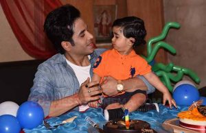 Just In Photos: Tusshar Kapoor Celebrate Son Lakshya's First Birthday