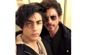 Don't Miss Shah Rukh Khan's Epic Reaction If He Caught Son Aryan Khan Kissing A Girl!