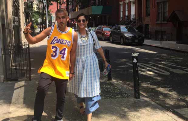 Photos: Sonam Kapoor Enjoys Her Vacation In New York With Rumoured Beau Anand Ahuja