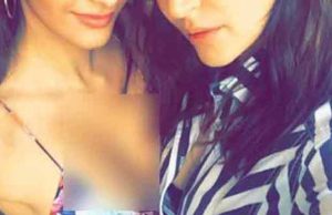 Photo: Sonam Kapoor And Anushka Sharma Having A Blast On Sets Of Sanjay Dutt Biopic!