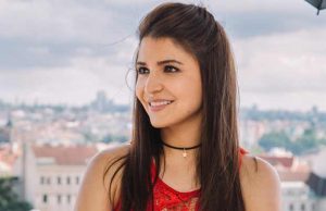 Anushka Sharma As A Gujarati Sejal Is Winning Hearts!