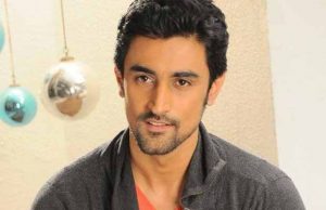 SHOCKING! Kunal Kapoor Gets Robbed On The Sets Of Akshay Kumar's Gold