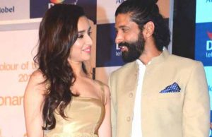 Shraddha Kapoor And Farhan Akhtar's Cute Chat Hints To Their Relationship?