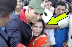 Watch Video: Akshay Kumar's Female Fan Cries For A Selfie With The Actor, Here’s What Happened Next!