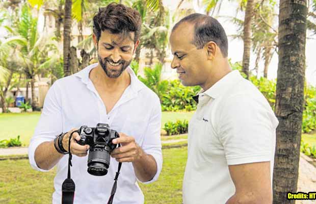 Hrithik Roshan Photo Shoots With A Visually Impaired Photographer!