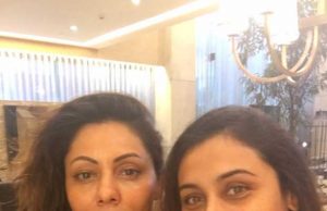 Photos: Rani Mukerji's No Hair, No Make Up, No Filter Selfie With Shah Rukh Khan's Wife Gauri Khan