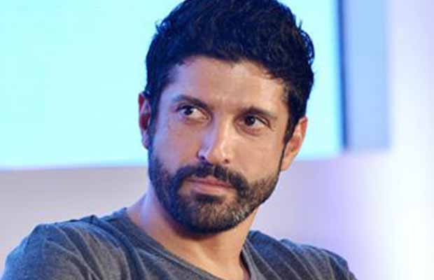 Farhan Akhtar Takes A Strong Stand Against Fake Quote!
