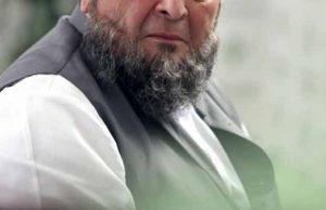 Rishi Kapoor Reveals His First Look From The Film Mulq, Looks Promising!