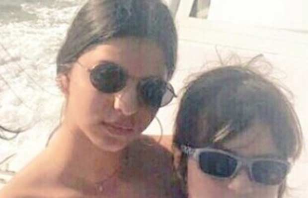 Shah Rukh Khan’s Son AbRam Poses For Adorable Photo With Sister Suhana Khan!