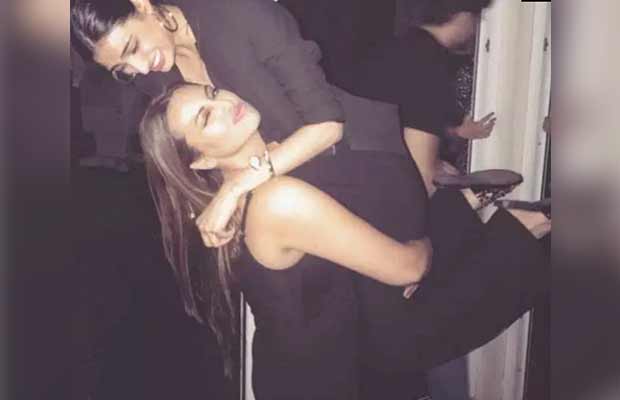 Photos: Deepika Padukone Celebrates Wrap-up Of Padmavati With Ranveer Singh And Others