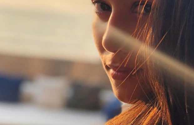 Shahid Kapoor’s Wife Mira Rajput Looks Radiant In This Sun Kissed Picture