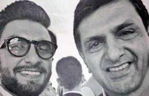 Photos: Ranveer Singh Clicks A Selfie With Deepika Padukone's Father Prakash Padukone
